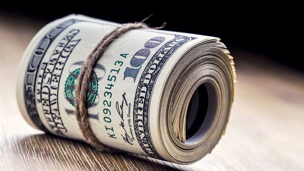 build-your-bankroll-with-online-poker-freerolls.jpg
